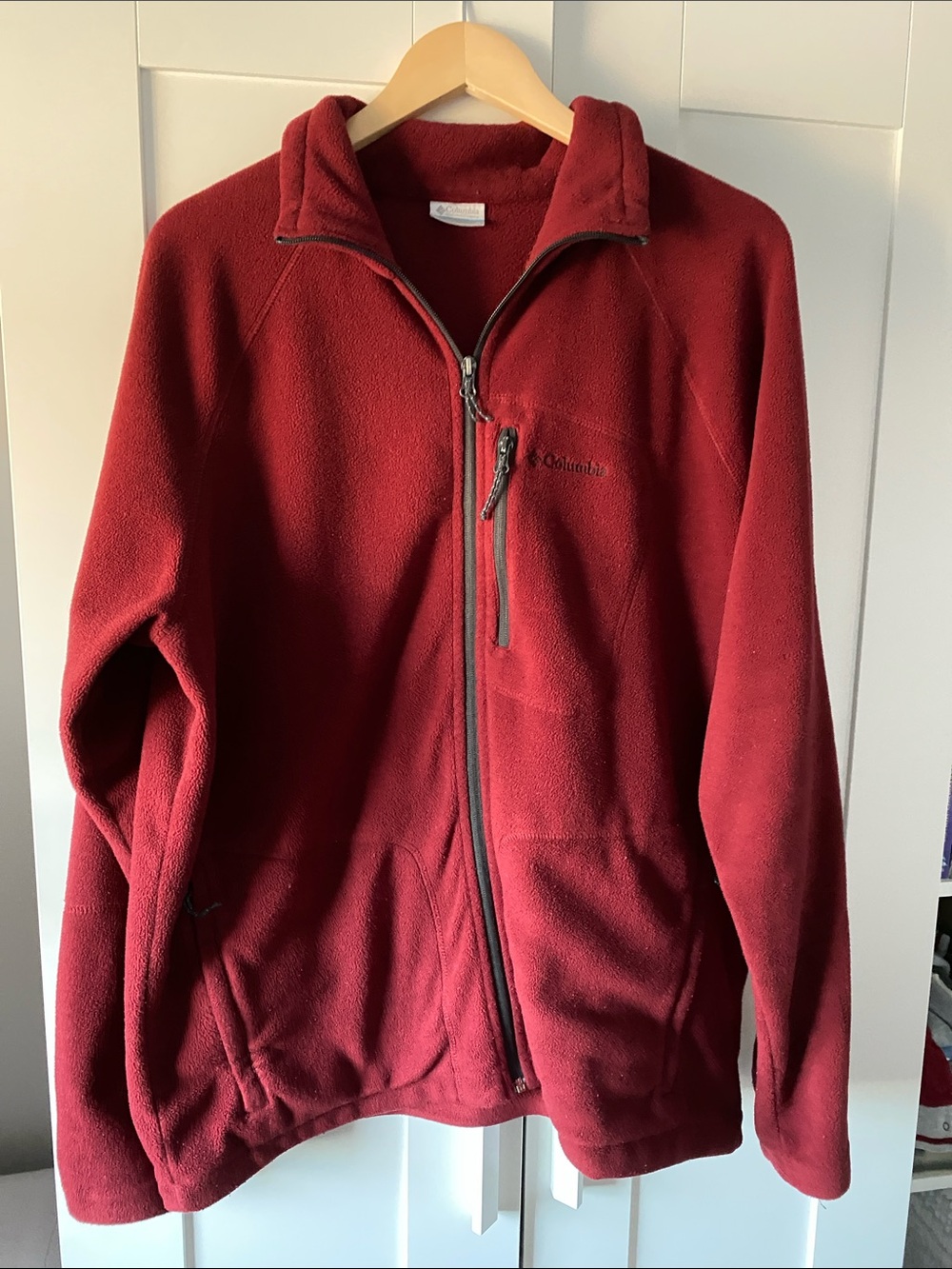 Columbia Men's Deep Red Full-Zip Fleece Jacket